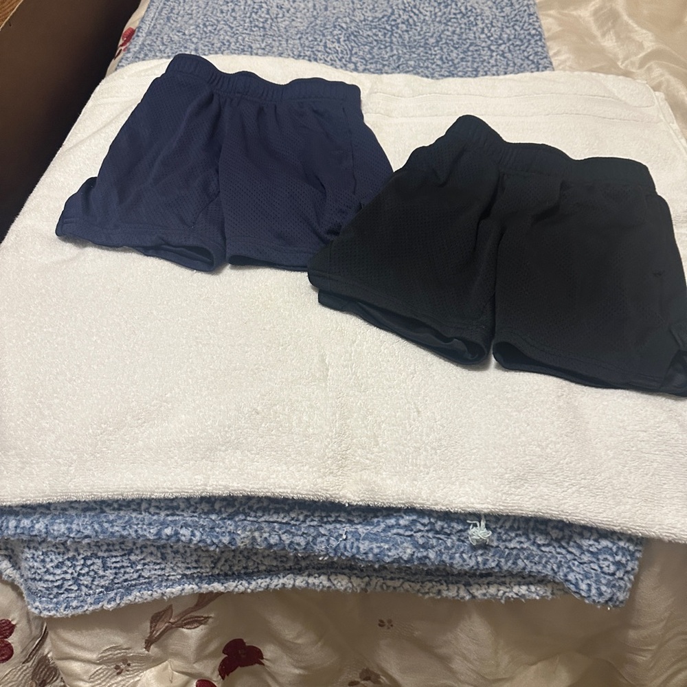 All in Motion boys 2 pair of shorts blue black elastic waist 5/6 pockets